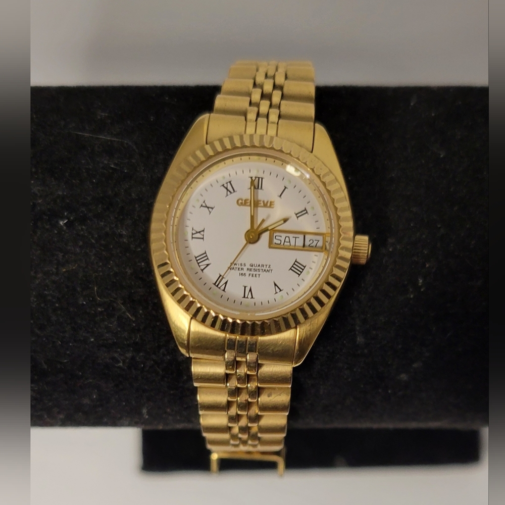 ▪︎Geneve Women's Watch